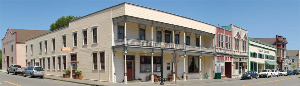 The Hotel Ivanhoe in Ferndale CA, Historic Restaurant, Bar and Inn